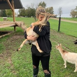 Meet your Posher, Catherine